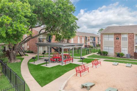 3401 Ocee Street 304 Houston TX 77063
