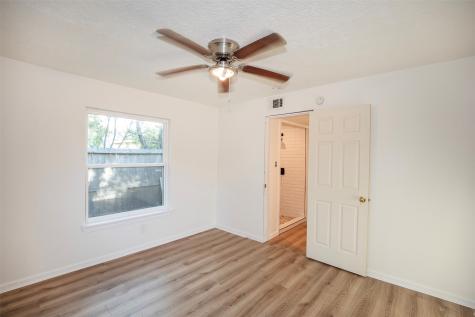 2101 15th Avenue N Texas City TX 77590