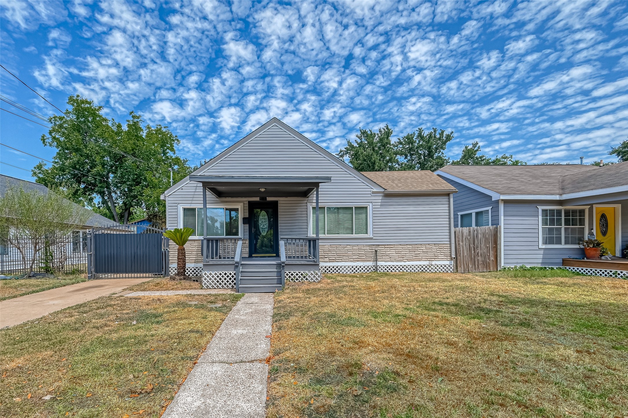 817 Eleanor Street Houston TX 77009