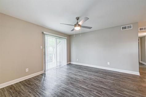 1111 W Main Street 4104 League City TX 77573