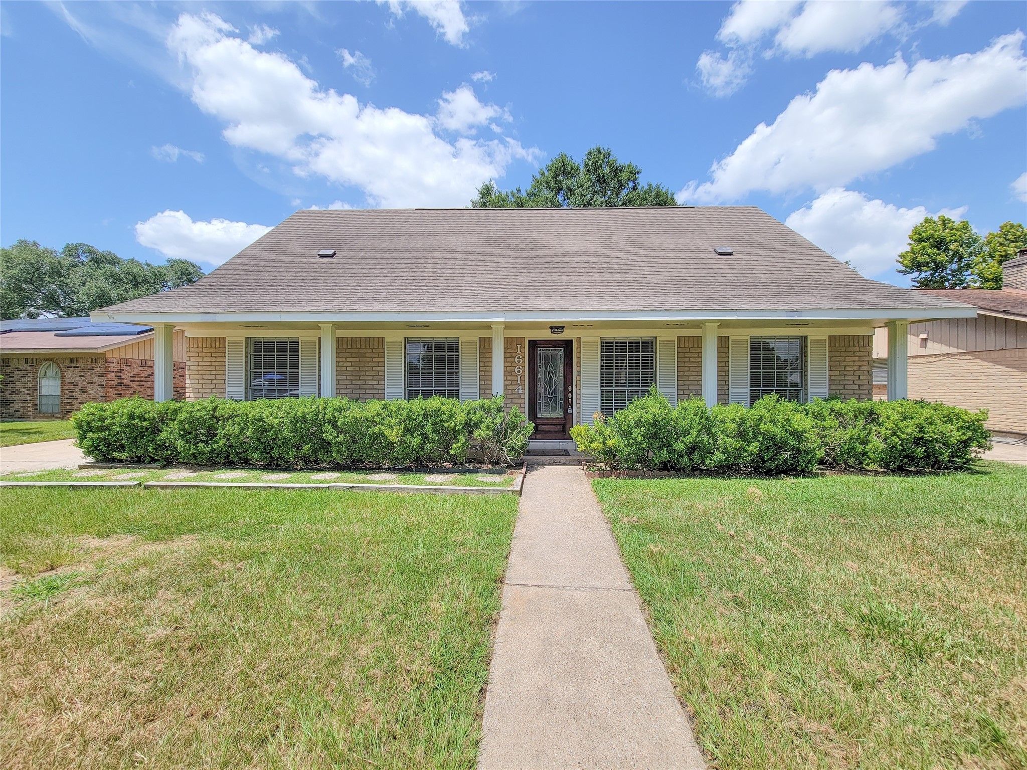 16614 Cairnway Drive Houston TX 77084