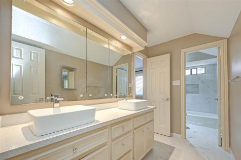 4902 River Hill Drive Kingwood TX 77345