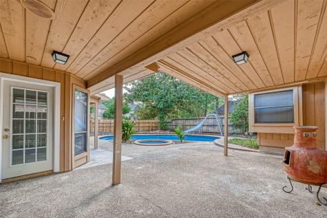 4902 River Hill Drive Kingwood TX 77345