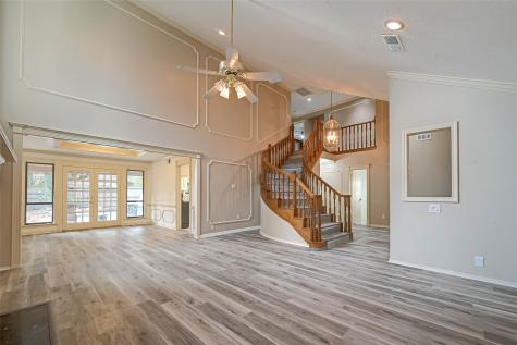 4902 River Hill Drive Kingwood TX 77345