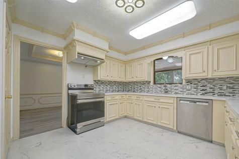 4902 River Hill Drive Kingwood TX 77345