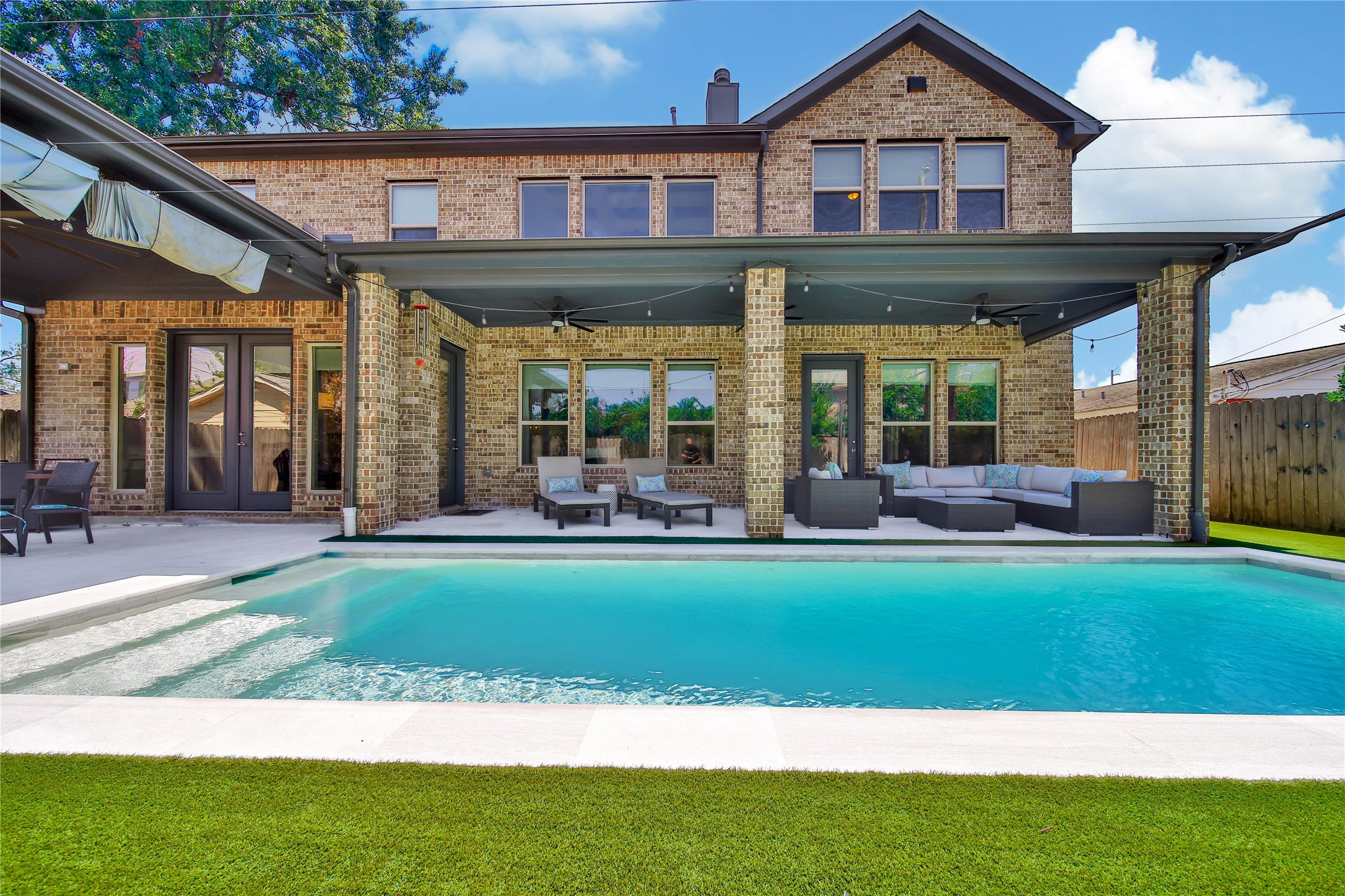 1332 Gardenia Drive Houston TX 77018