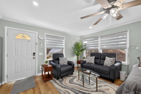 407 1/2 Fairbanks Street Houston TX 77009