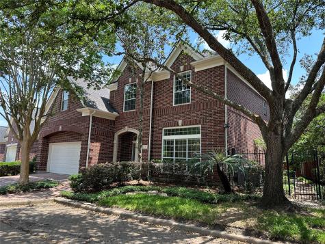17 Ambleside Crescent Drive Sugar Land TX 77479