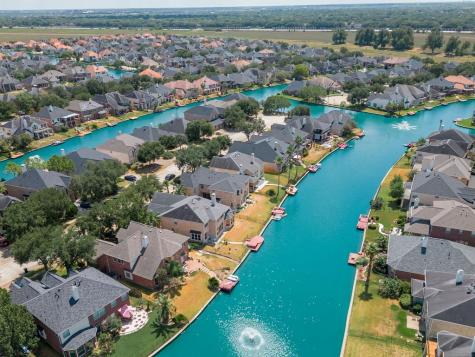 14222 Ingham Court Sugar Land TX 77498