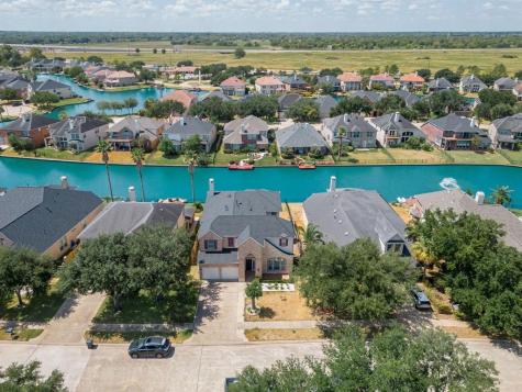 14222 Ingham Court Sugar Land TX 77498