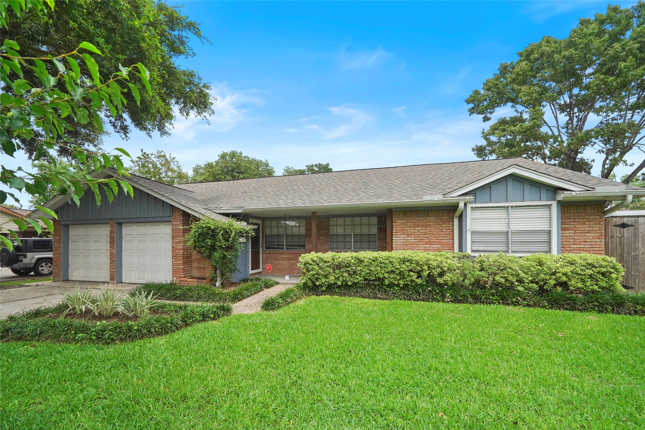 2203 Lazybrook Drive Houston TX 77008