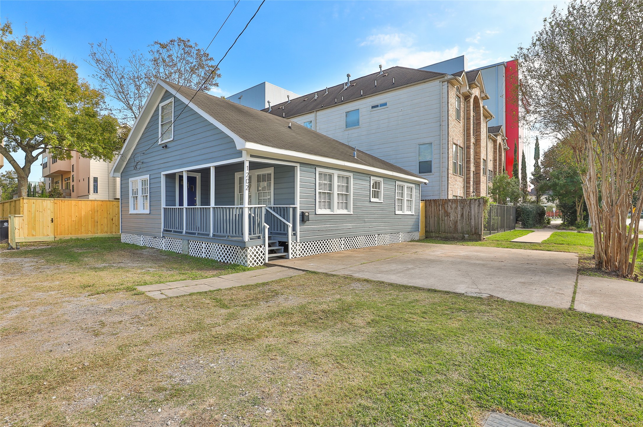 1202 Birdsall Street Houston TX 77007