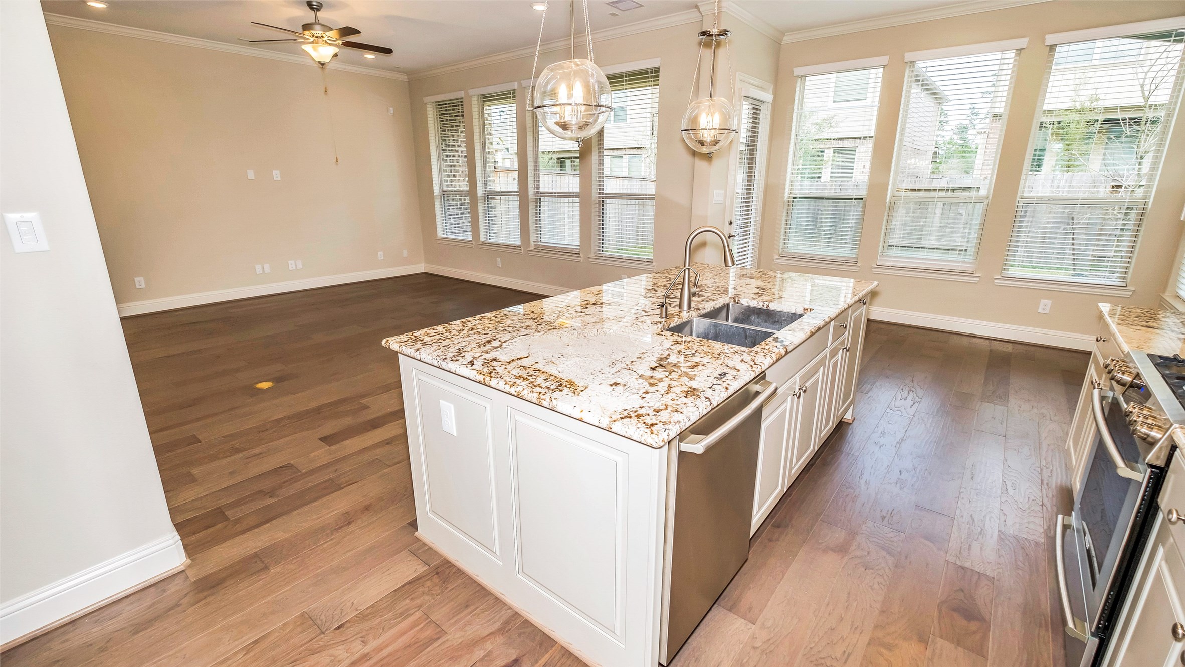 20 Silver Rock Drive Tomball TX 77375