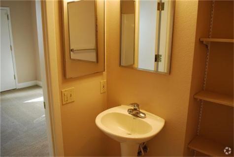 500 Cross Creek Dilley TX 78017