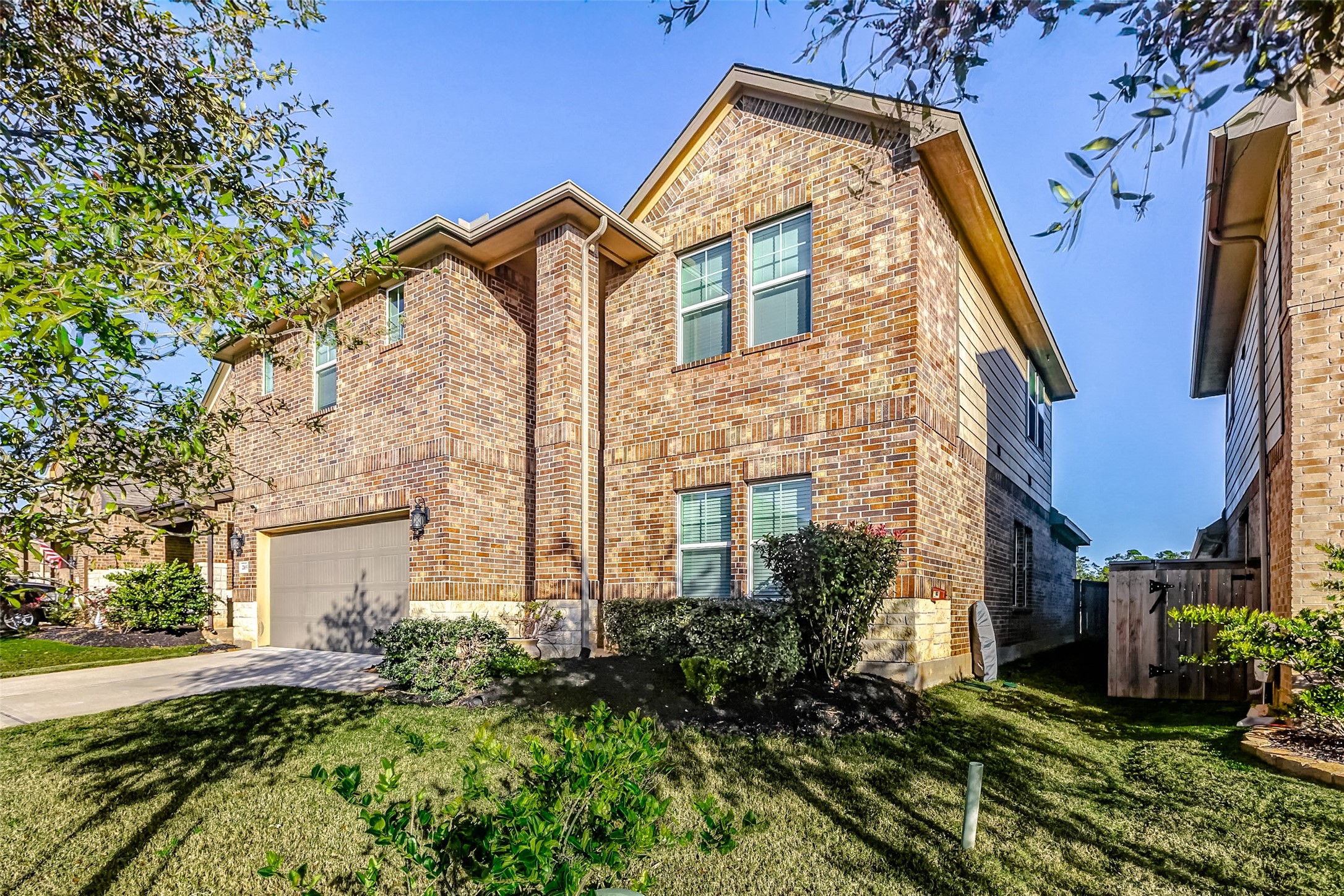 2165 Woodland Pine Drive Conroe TX 77384
