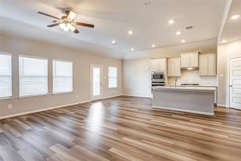 2165 Woodland Pine Drive Conroe TX 77384