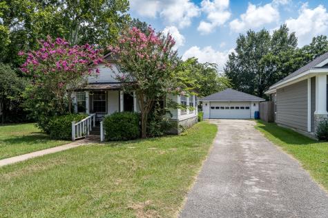 705 Clarence Street Tomball TX 77375