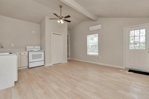 211 Stiles Street Houston TX 77011