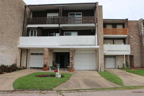 702 N Holiday Drive 3 Galveston TX 77550