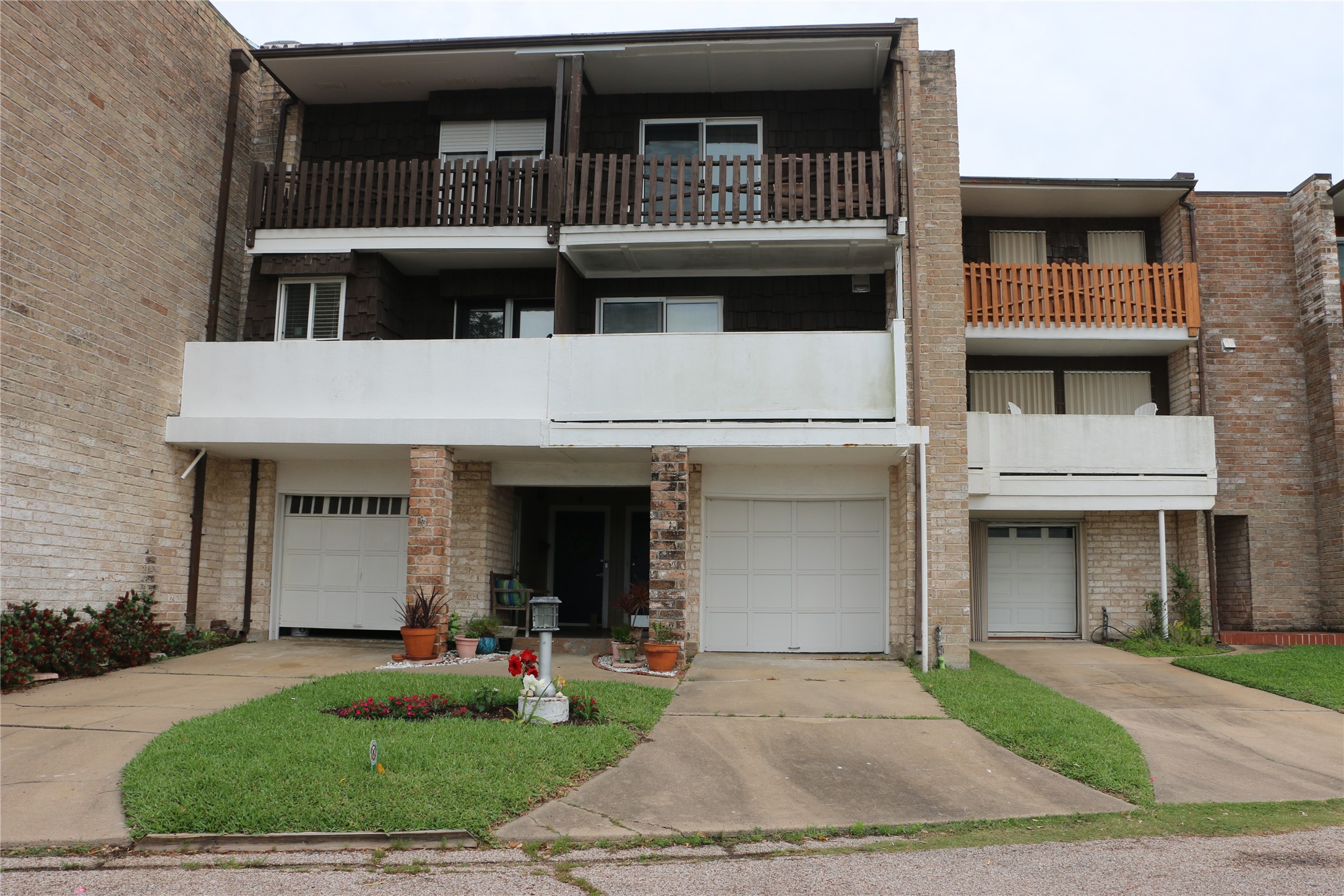 702 N Holiday Drive 3 Galveston TX 77550