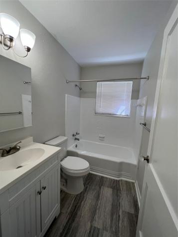 405 Farrer Street Angleton TX 77515