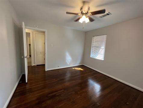 405 Farrer Street Angleton TX 77515