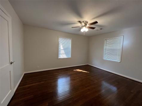 405 Farrer Street Angleton TX 77515