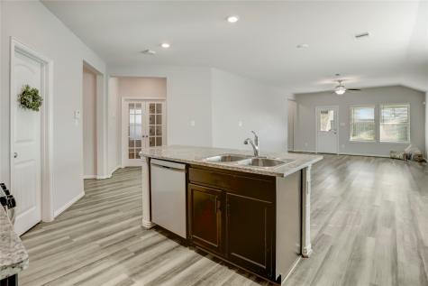 30827 Lake Spur Manor Brookshire TX 77423