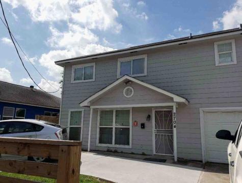 2704 Quitman Street Houston TX 77026