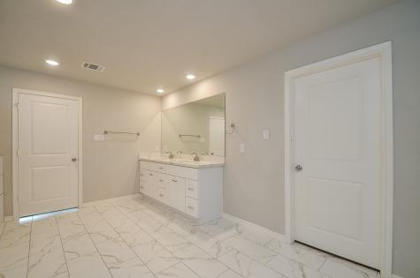 815 Easy Street La Porte TX 77571