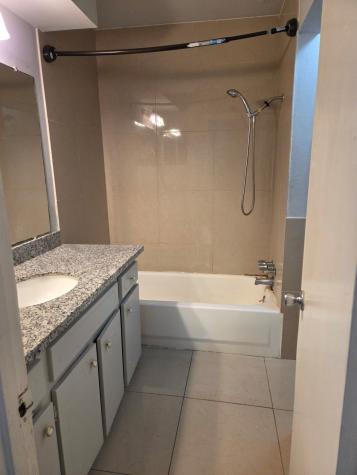 306 North Street 14 Houston TX 77009