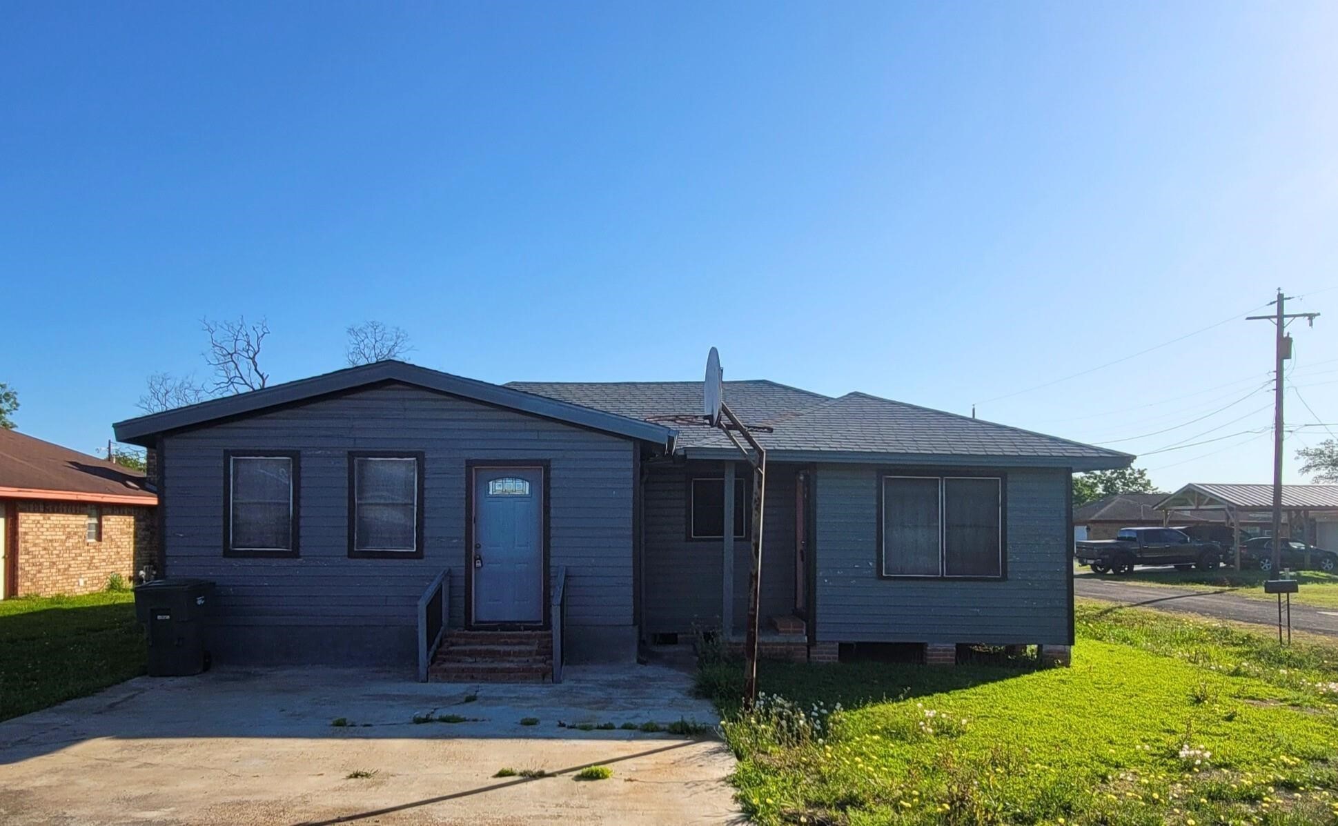 4900 Waco Avenue Port Arthur TX 77640