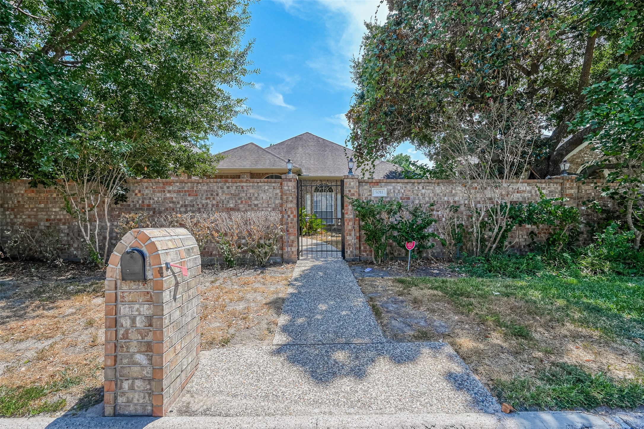 5011 Huntwick Parc Court Houston TX 77069