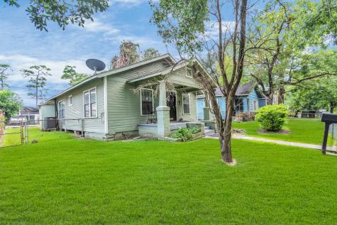 106 Kemton Street Houston TX 77012