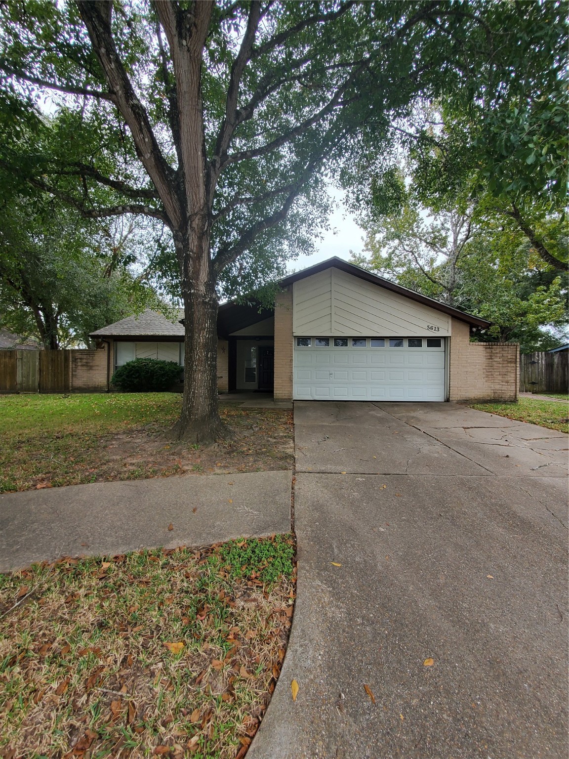5613 Countryaire Street League City TX 77573
