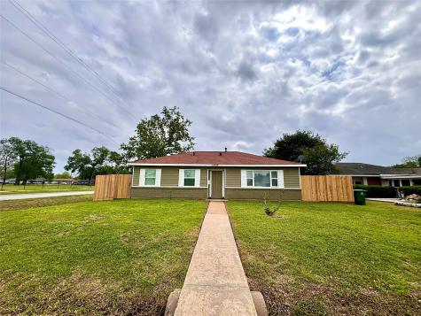 13034 Peoria Street Houston TX 77015