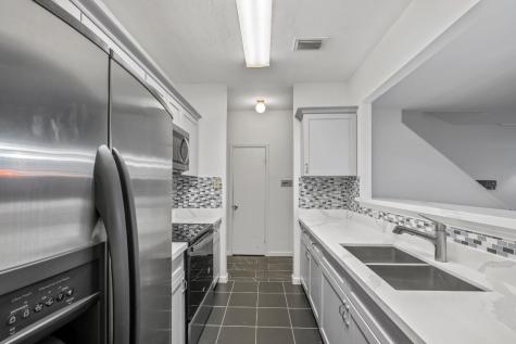 3124 Holly Hall Street 3124 Houston TX 77054