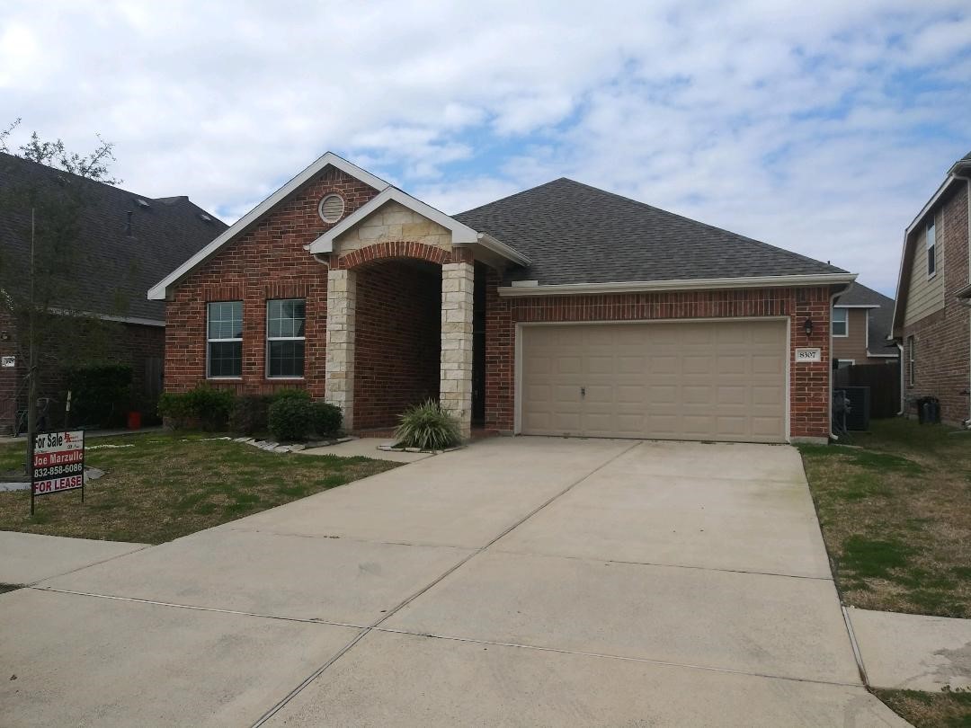 8307 Bay Harbor Circle Baytown TX 77523