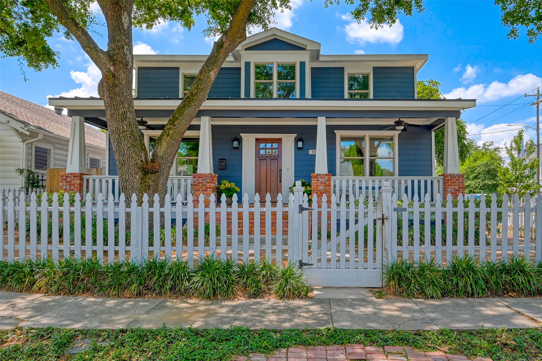 950 Omar Street Houston TX 77009