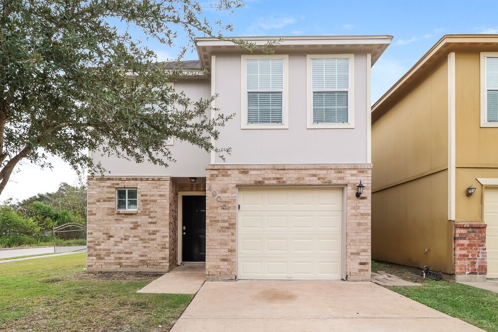 4903 S Cancun Drive Houston TX 77045