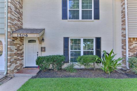 1506 Cedar Cove Street La Porte TX 77571