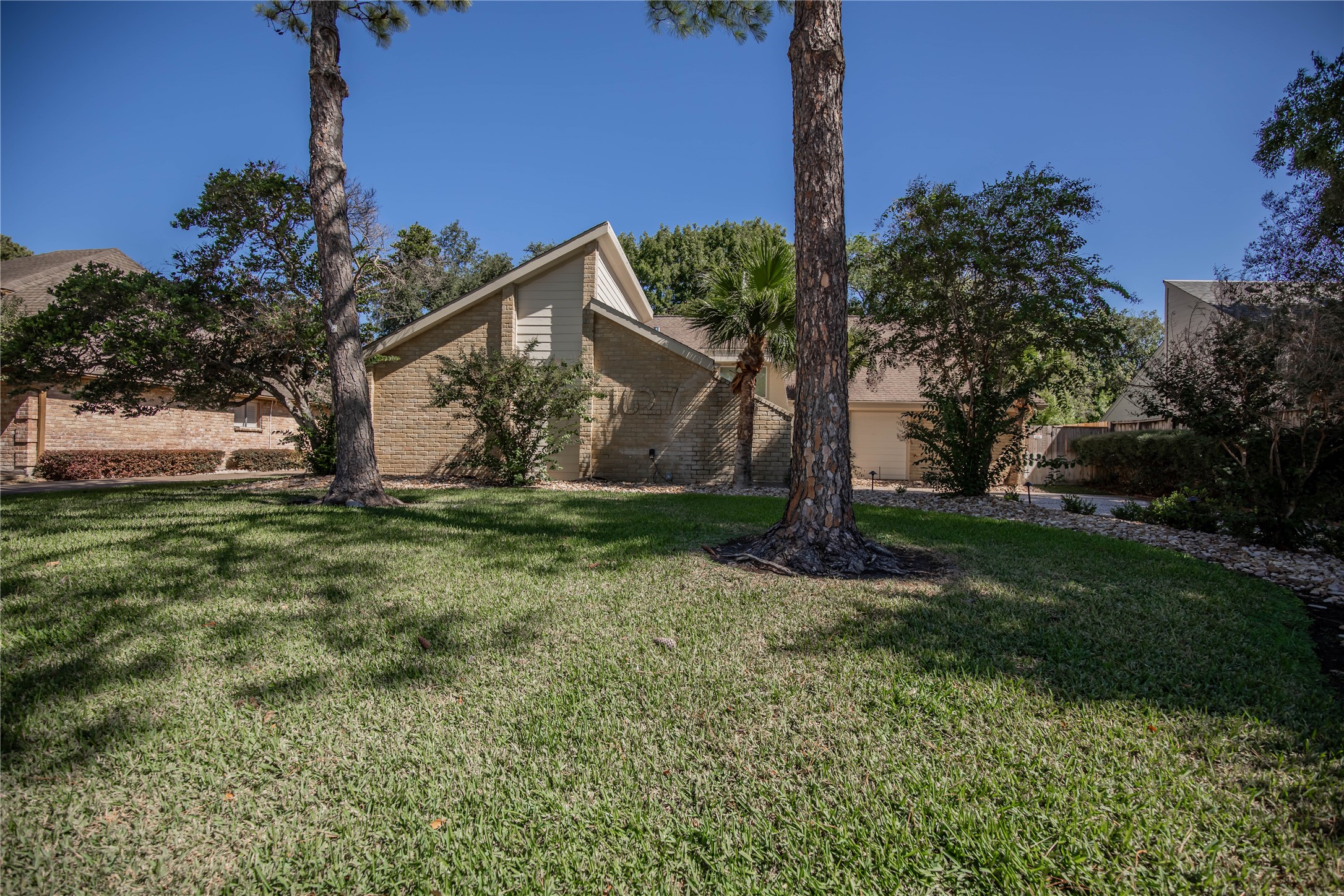 1627 Fall Valley Drive Houston TX 77077