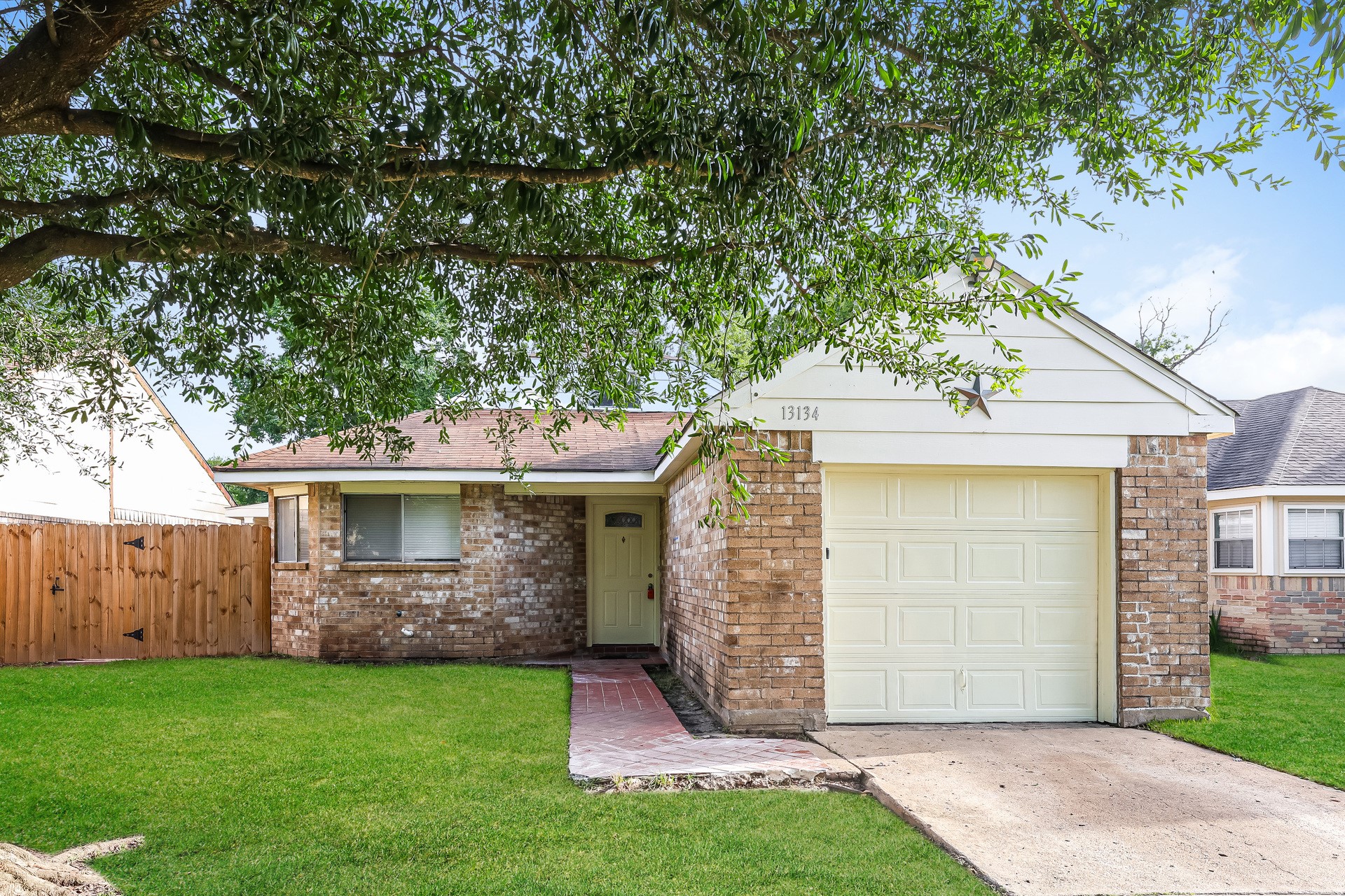 13134 Vista Oro Drive Houston TX 77041