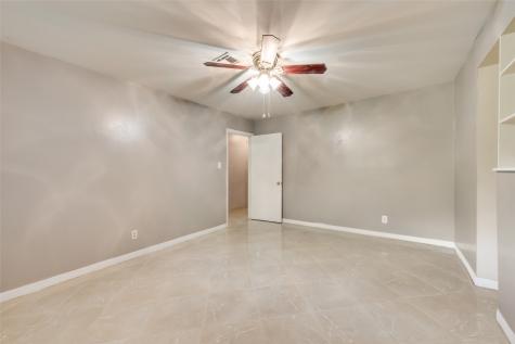 1522 Baggett Lane Houston TX 77055