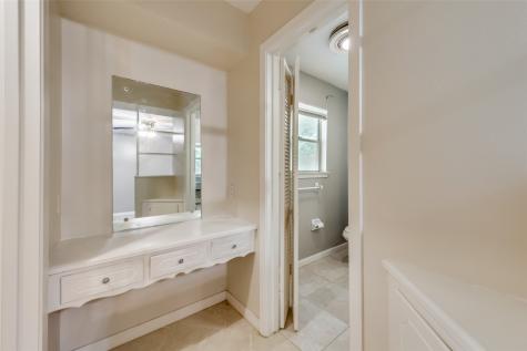 1522 Baggett Lane Houston TX 77055