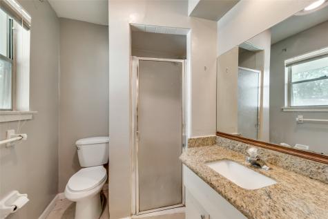 1522 Baggett Lane Houston TX 77055