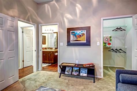 6607 Brodie Lane B1.434 Austin TX 78745
