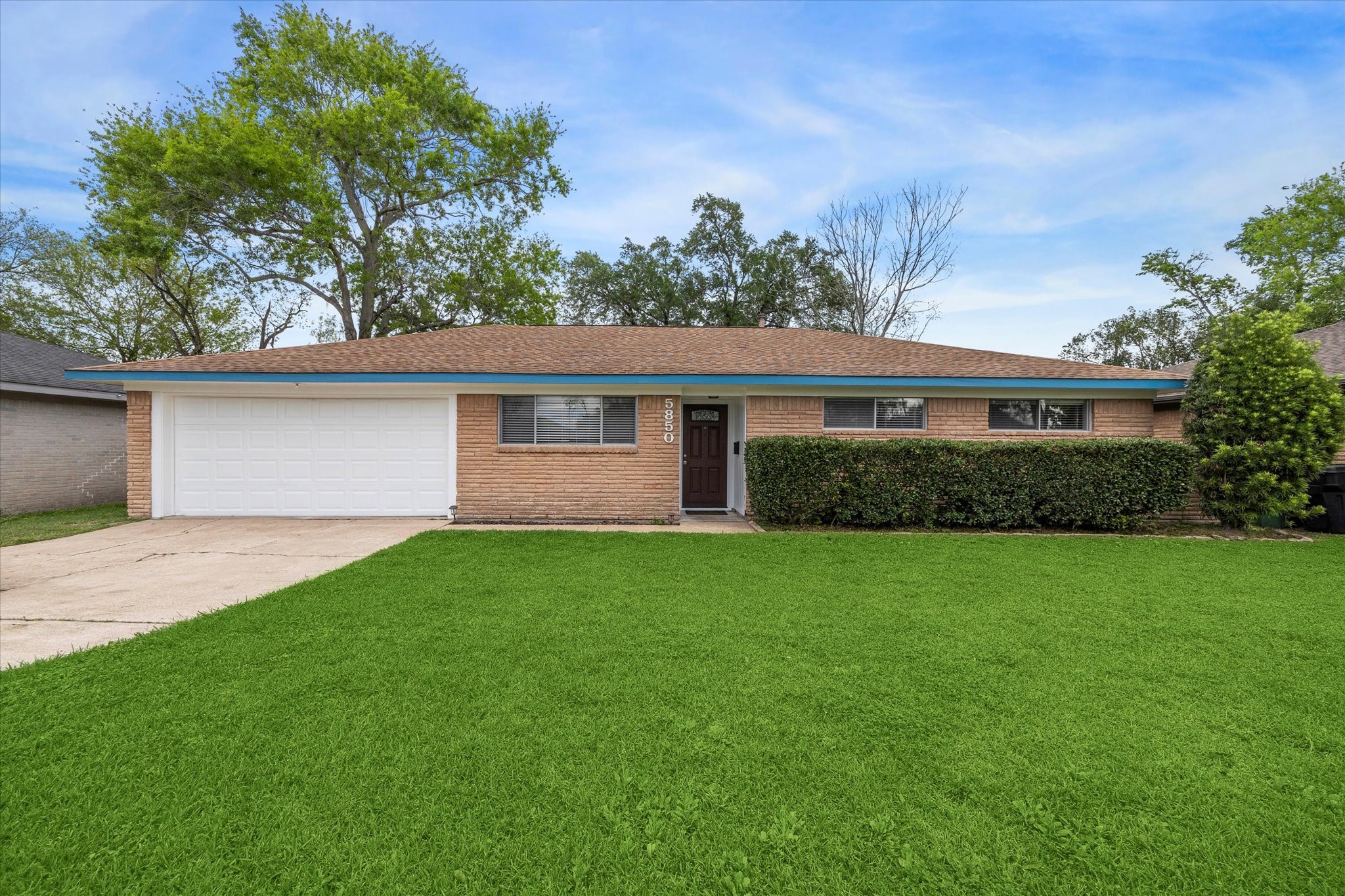 5850 Ettrick Drive Houston TX 77035