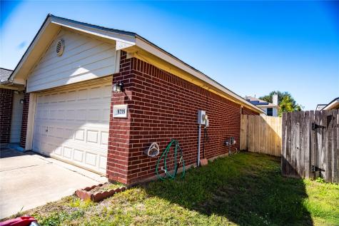 8218 Malin Court Houston TX 77083