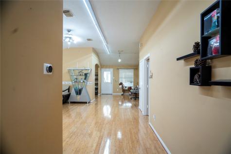 8218 Malin Court Houston TX 77083